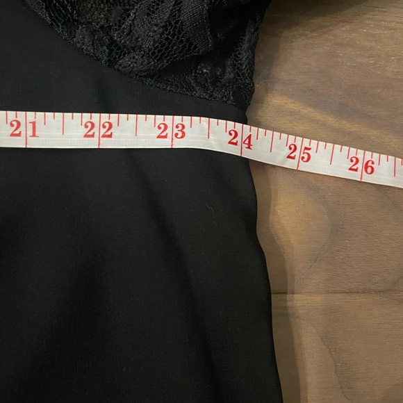 EUC 1X Blk lined Lace Dress - Picture 7 of 9